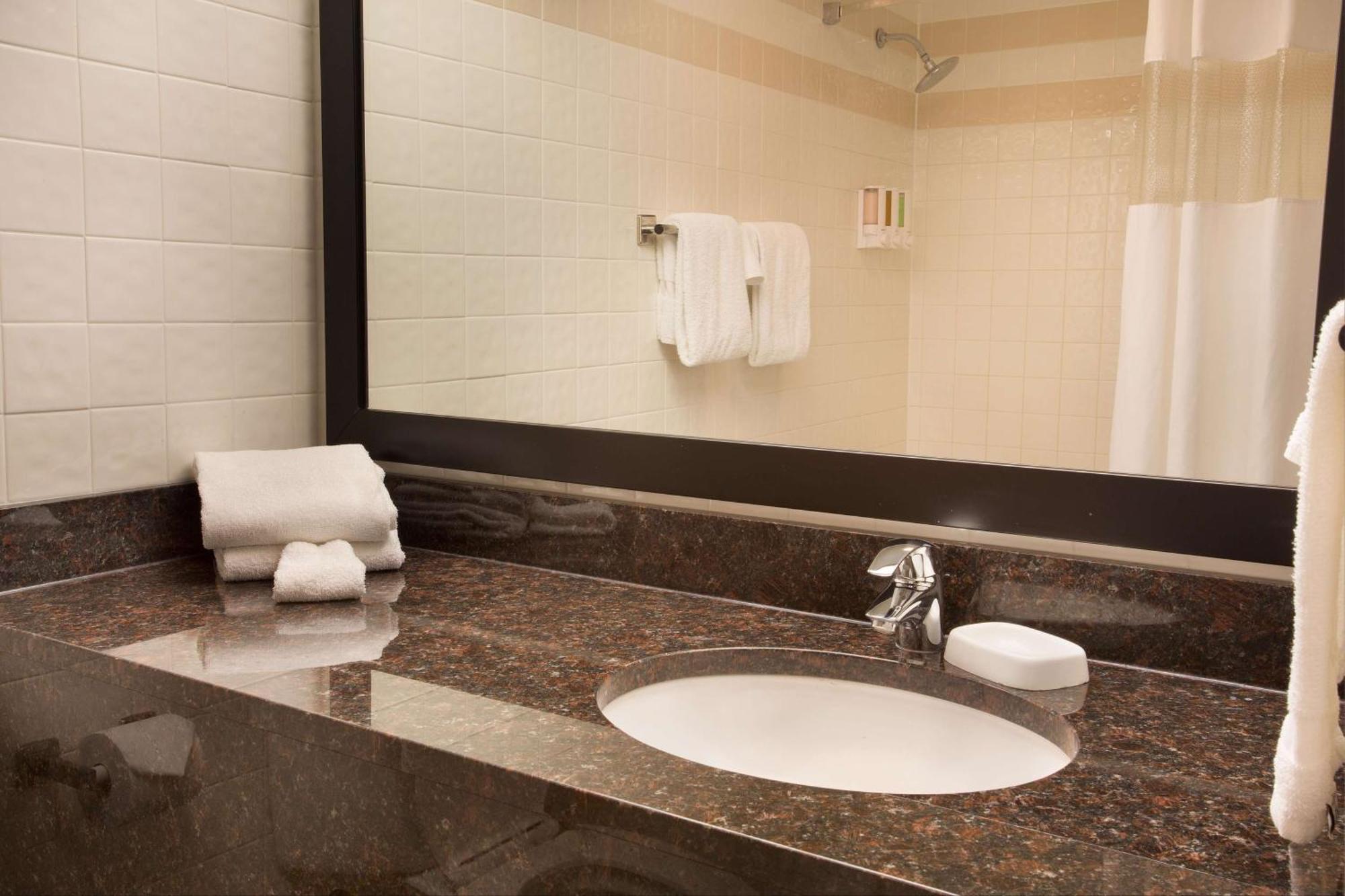 Drury Inn & Suites パデューカ エクステリア 写真