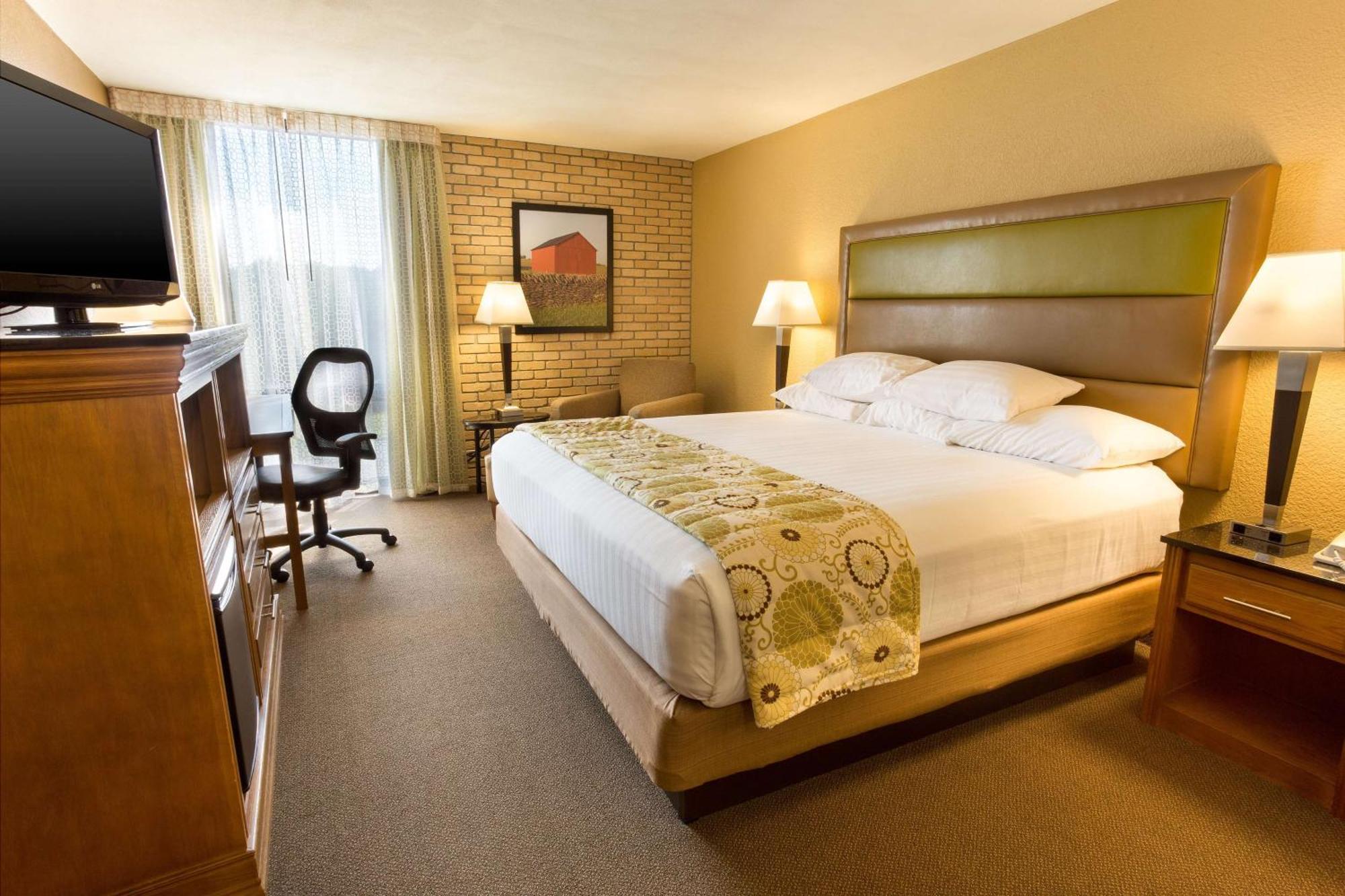Drury Inn & Suites パデューカ エクステリア 写真