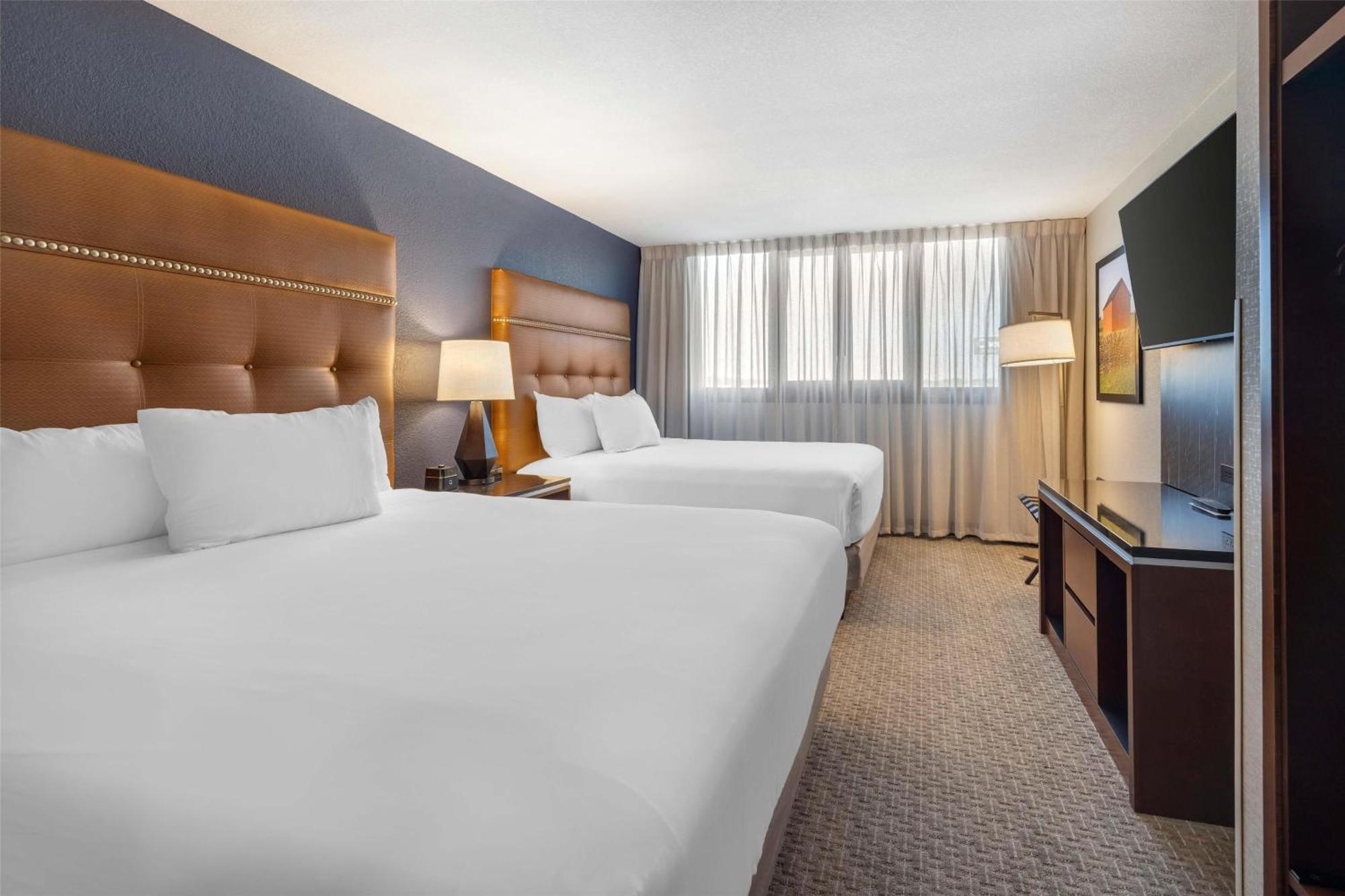 Drury Inn & Suites パデューカ エクステリア 写真