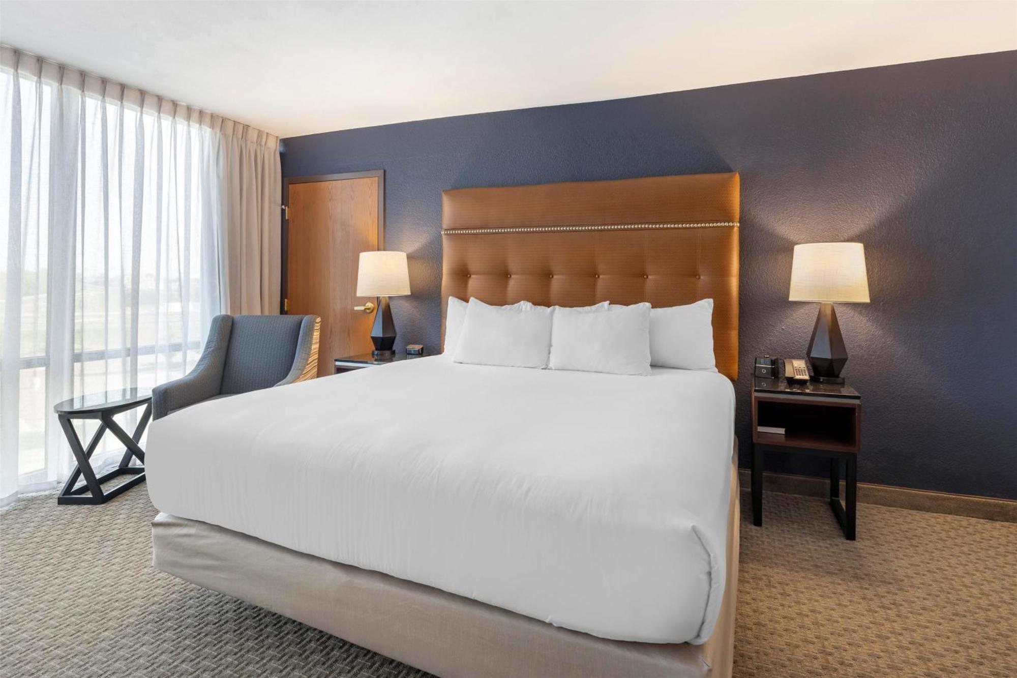 Drury Inn & Suites パデューカ エクステリア 写真