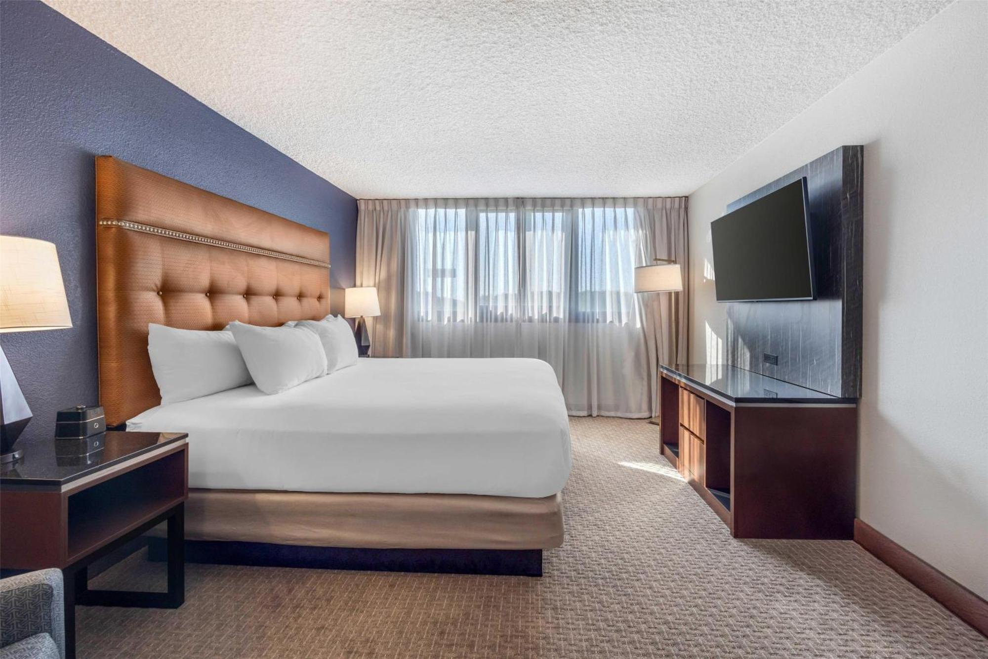 Drury Inn & Suites パデューカ エクステリア 写真