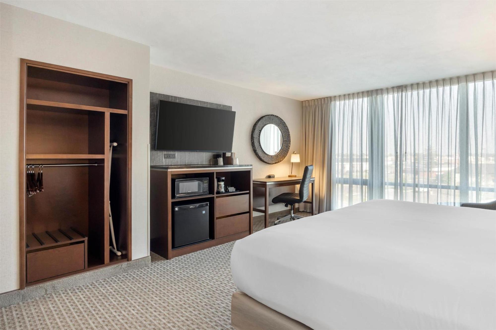 Drury Inn & Suites パデューカ エクステリア 写真