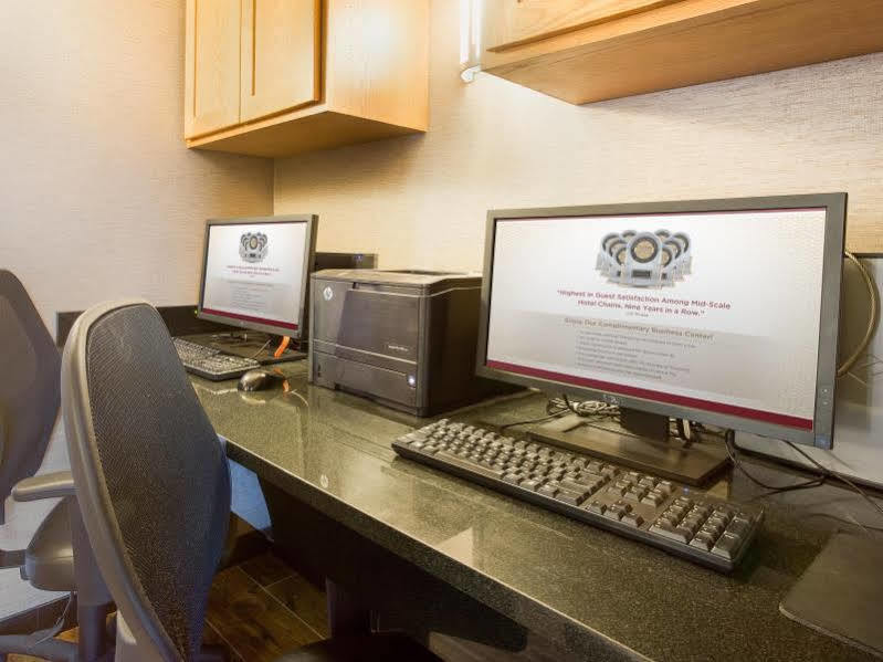 Drury Inn & Suites パデューカ エクステリア 写真